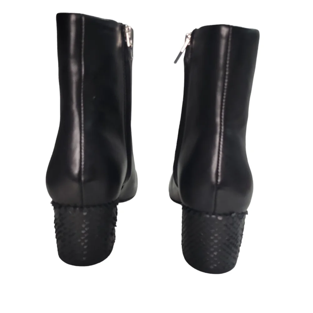 DOLCE VITA Bel Black Leather Pointed Ankle Boots Size 8 New in box - Picture 2 of 10